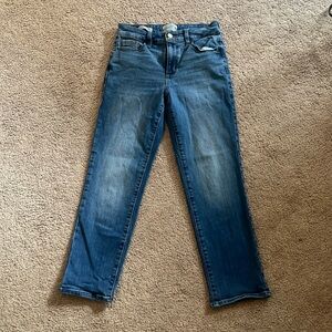 Universal threads slim straight jeans size 2 short